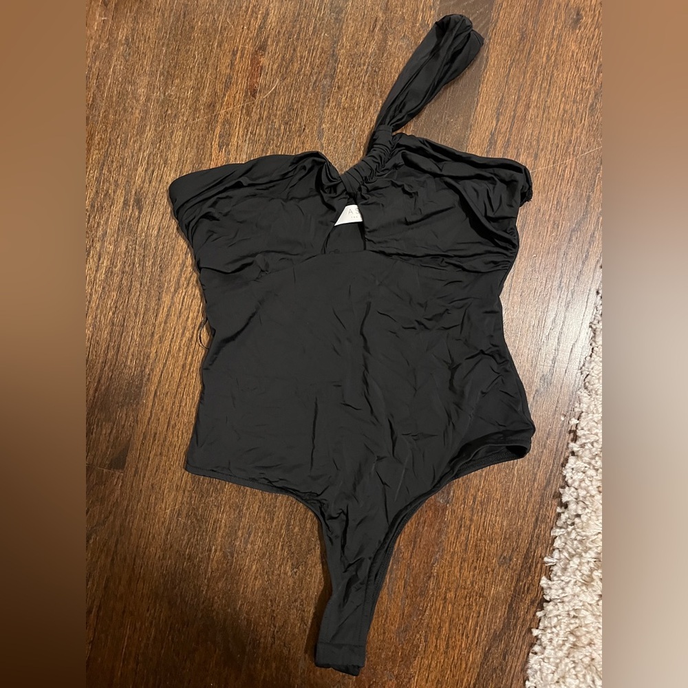 ASTR the Label One Shoulder Black Bodysuit